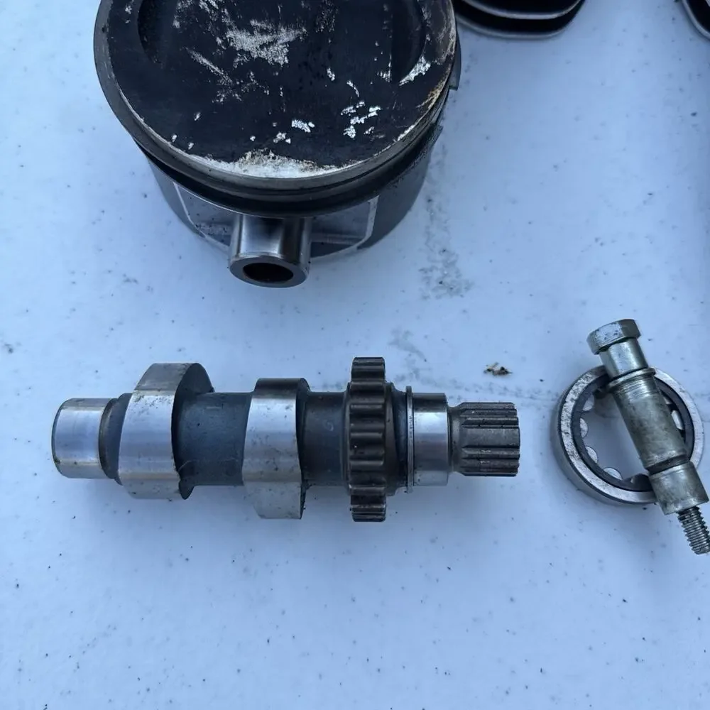 Harley-Davidson 16593-99 B3253 Twin Cam Cylinders & Pistons Front Rear Camshafts